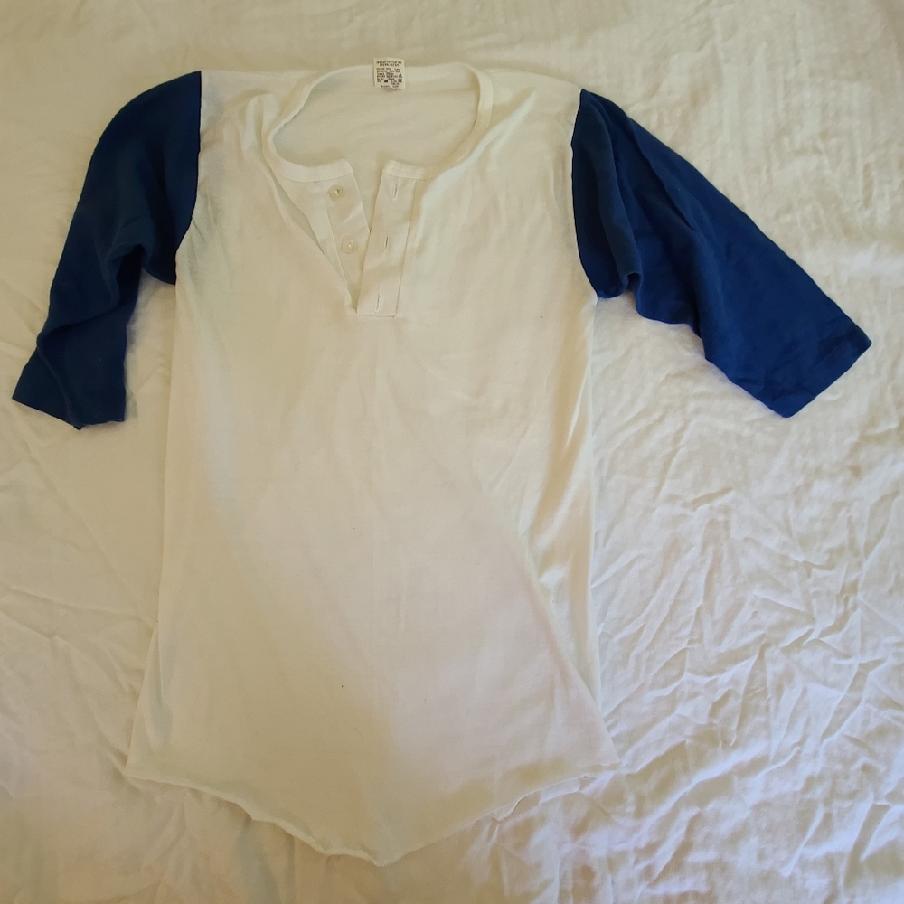 Baseball Style t-shirt high-low button down